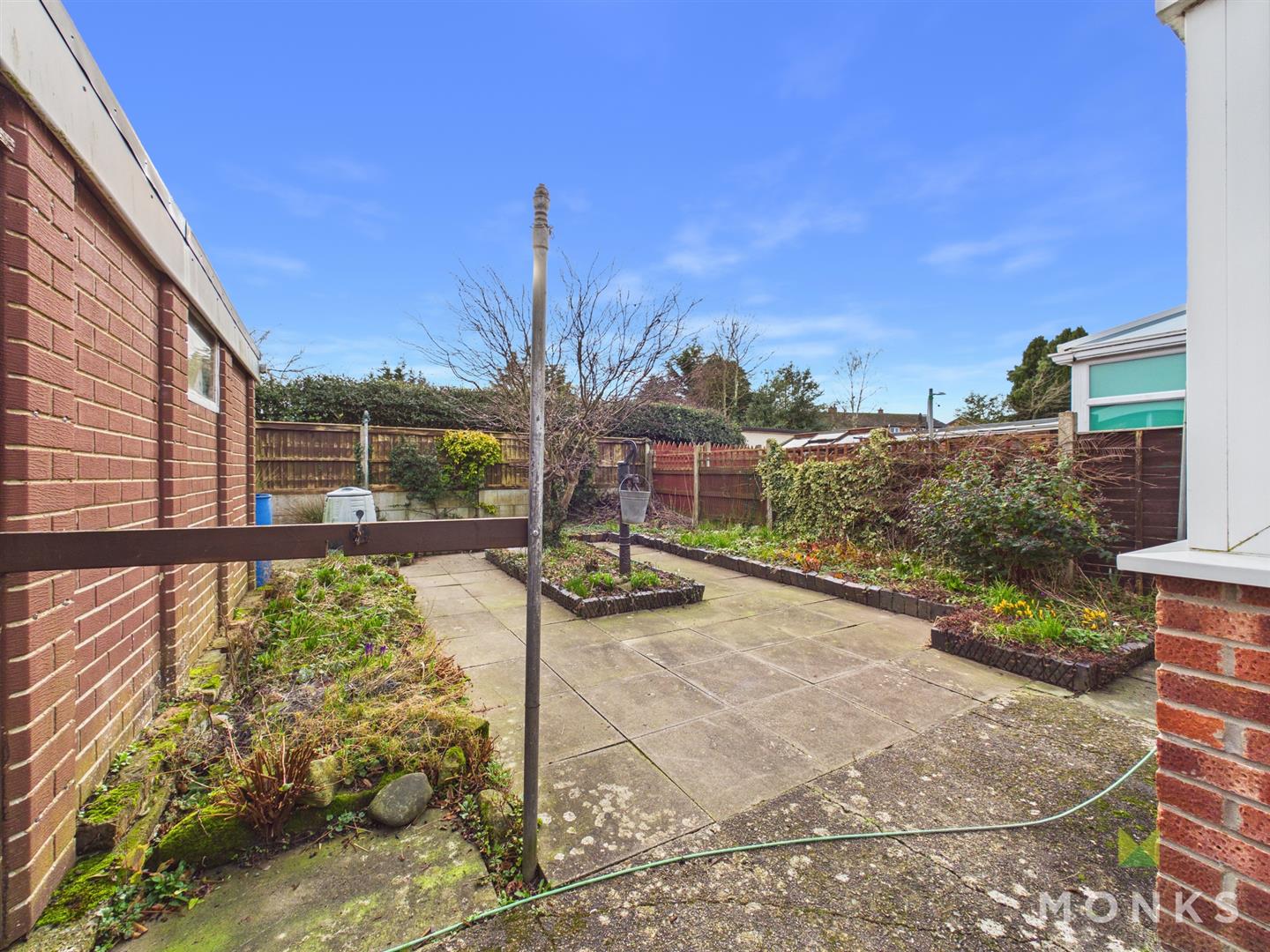 5 Friars Close, Oswestry, SY11 2LR For Sale